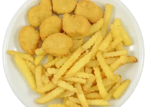 Vištienos kepsneliai su fri bulvytėmis ir padažu / Nuggets with french fries, salad and sauce